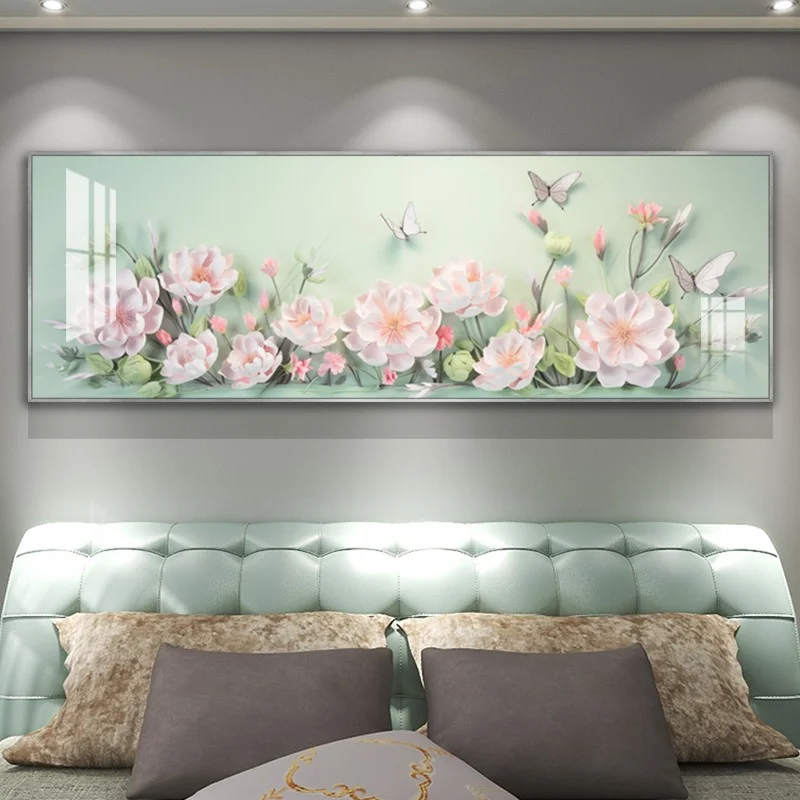 蝶戏花丛