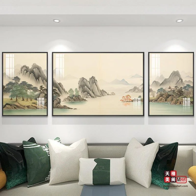 青山映水
