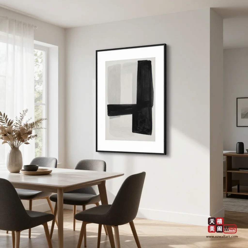 现代简约餐厅挂画怎么定尺寸？避开吊灯、对齐桌形，还要考虑油烟